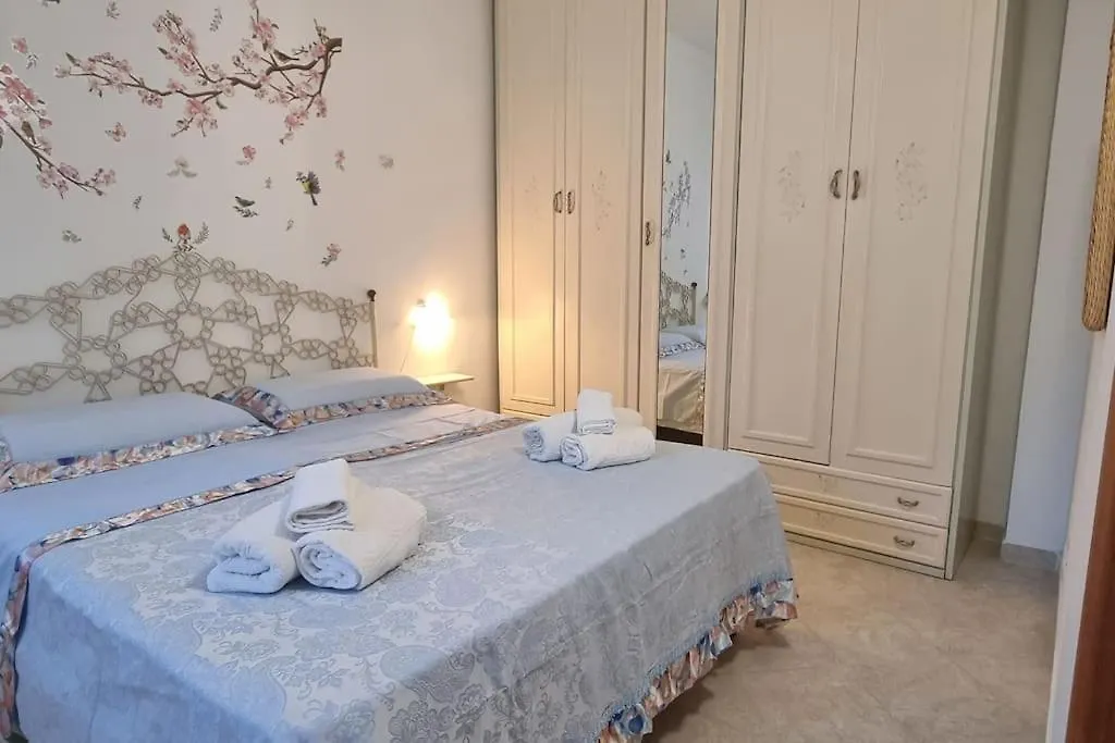 Appartamento A Casa Di Rita Bilocale In Sanremo 0*,  Italia